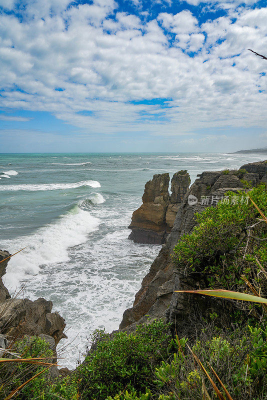 Punakaiki Pancake Rocks and Blowholes Walk, Paparoa国家公园，新西兰